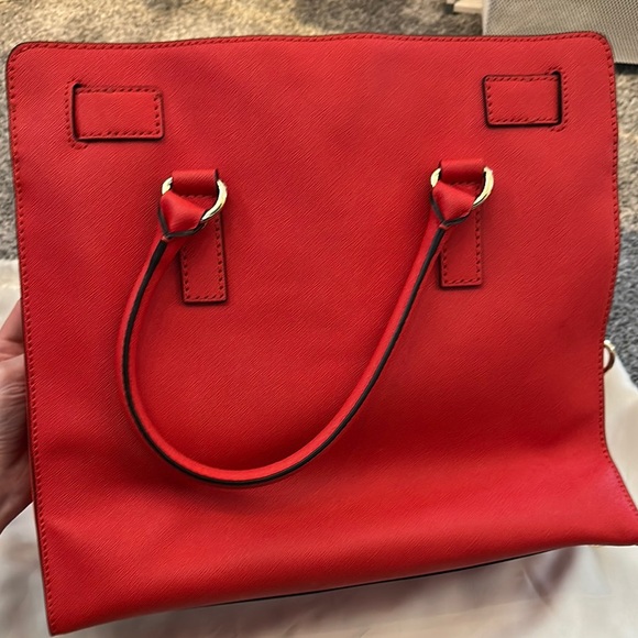 Michael Kors Red Leather Large Hamilton Tote Bag - Picture 4 of 6